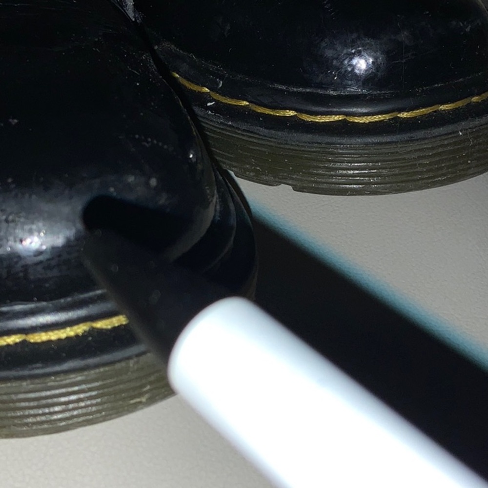 Dr martens for toddlers kids with minor invincible scuffs around toes. Sz. 12. - Picture 7 of 8